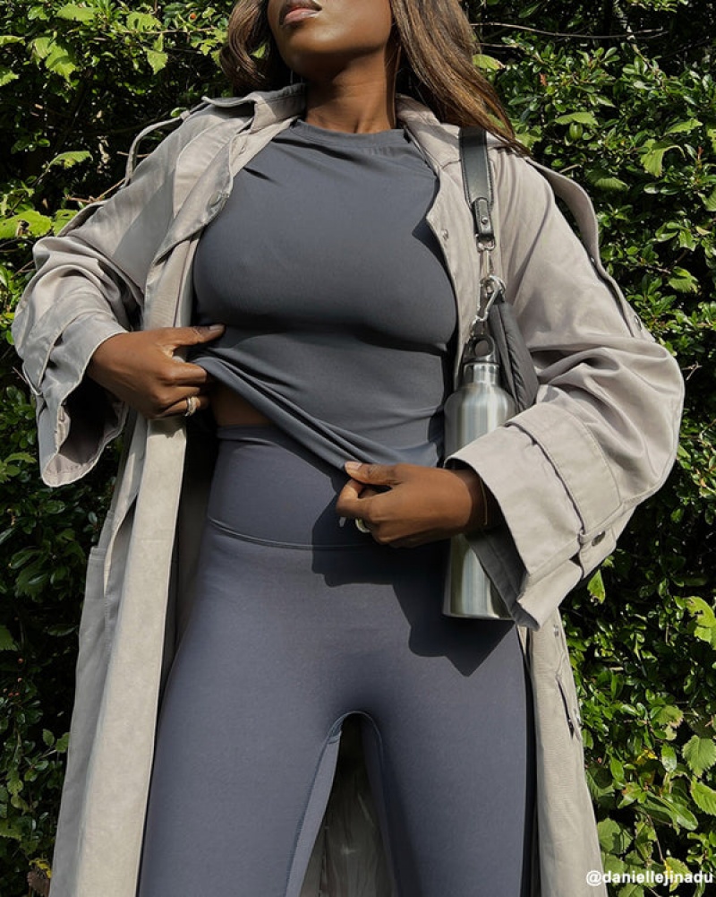 Adanola Ultimate Kurzes Sleeve Longline Top Dunkelgrau | SN-ADA56477