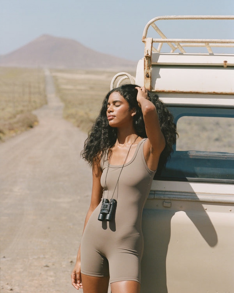 Adanola Ultimate Scoop Neck Ärmellose Romper Braun | SN-ADA56642