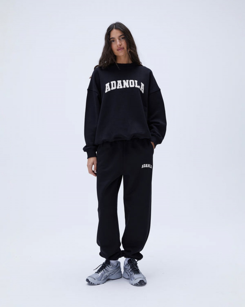 Adanola Varsity Oversized Sweatpants Schwarz | SN-ADA56539